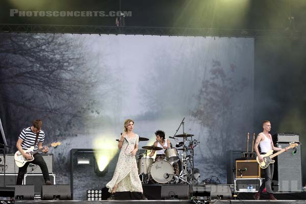 WOLF ALICE - 2018-06-17 - BRETIGNY-SUR-ORGE - Base Aerienne 217 - Main Stage - 